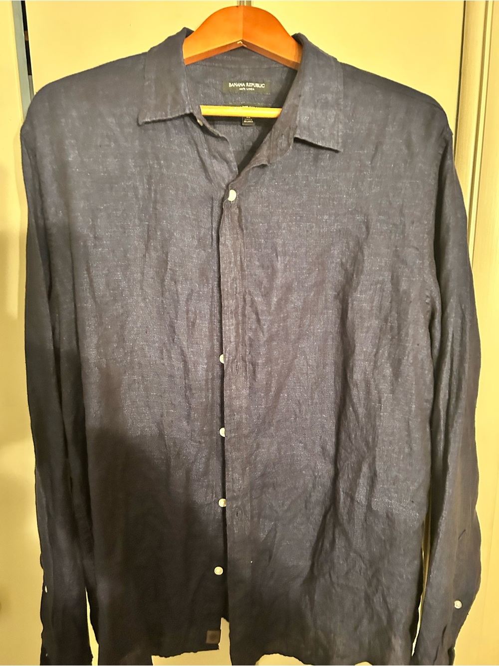 Banana Republic Men's Long-Sleeve Linen Button-Down Shirt - Dark Blue